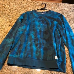 Multicolor green tie dye pattern. Medium, Eddie Bauer.